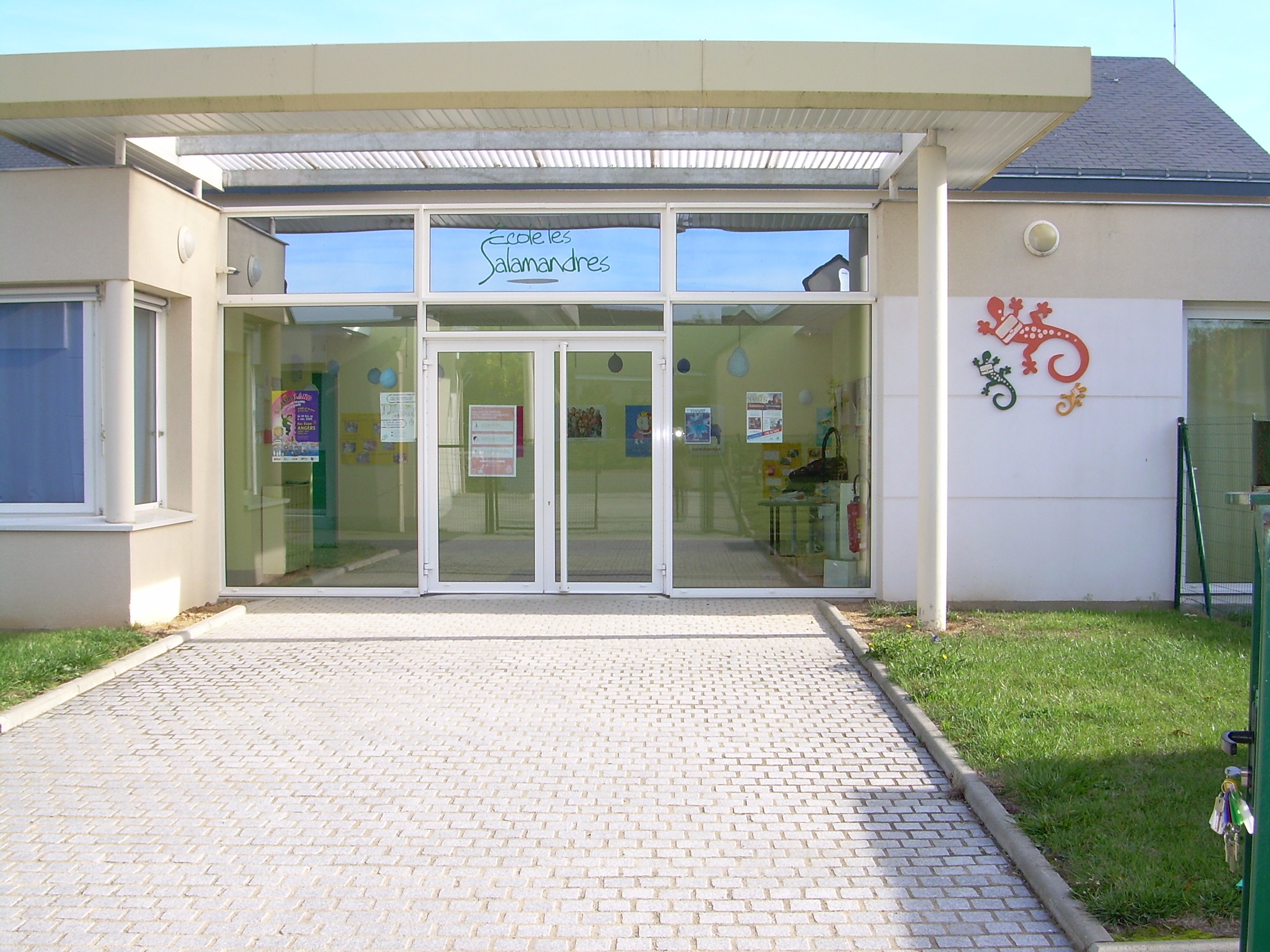 ECOLE